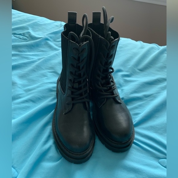 COMBAT STYLE LACE UP BLACK BOOTS SIZE 5.5 - Picture 5 of 7